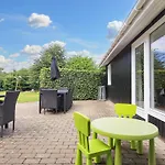 14 Person In Vaeggerlose-by Traum Bøtø By