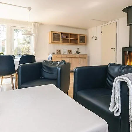 Ferienhaus 14 Person In Vaeggerlose-by Traum *