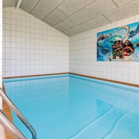 14 Person In Vaeggerlose-by Traum Ferienhaus Bøtø By